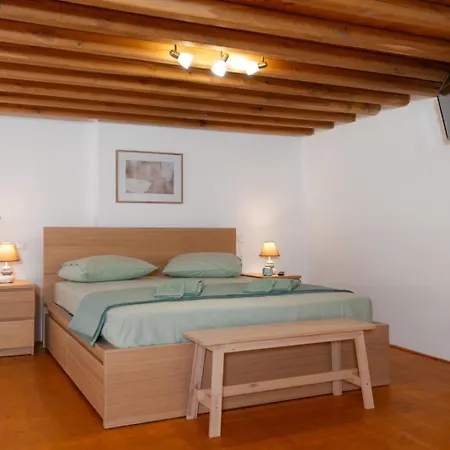 Το λιοτρίβι του Σπίθα Apartment Ano Petali