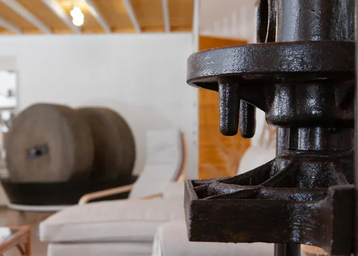 Το Λιοτρίβι Του Σπίθα *